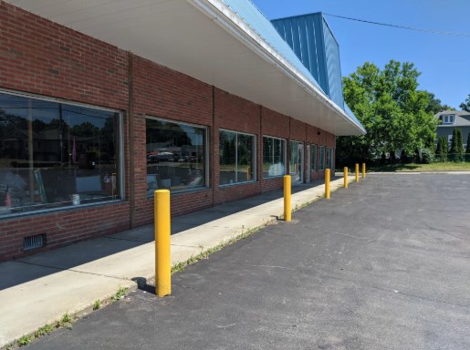 For Lease; 15,000 SF